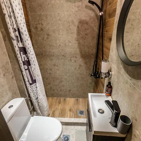 Happiness With Terrace. * Θεσσαλονίκη