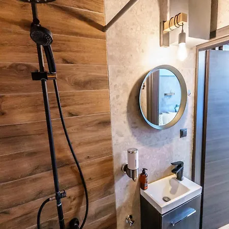 Happiness With Terrace. Θεσσαλονίκη