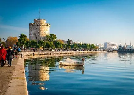 Happiness With Terrace. *