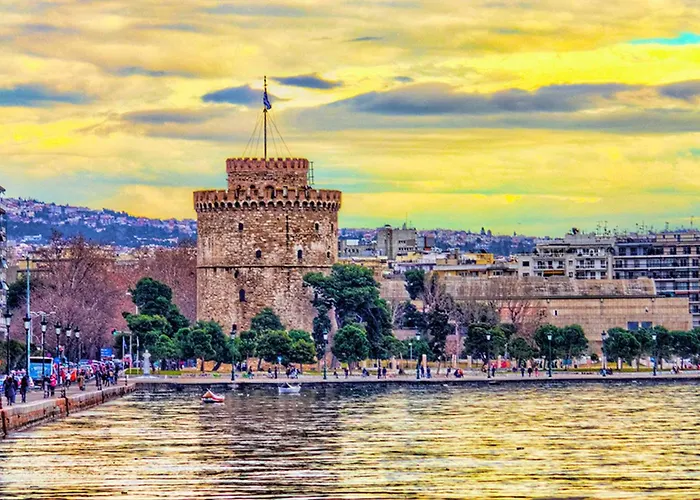 Happiness With Terrace. 塞萨洛尼基